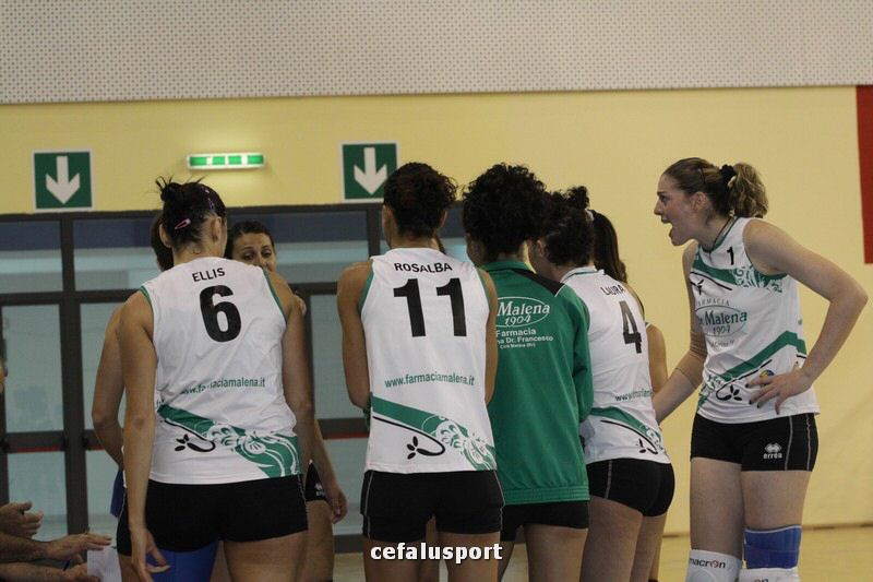 111030 volley 170_tn.jpg